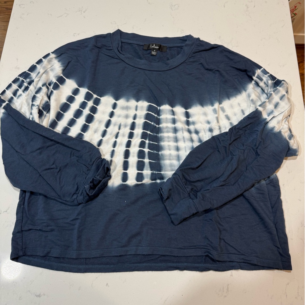Lulu's Blue and White Tie-Dye Long Sleeve Top